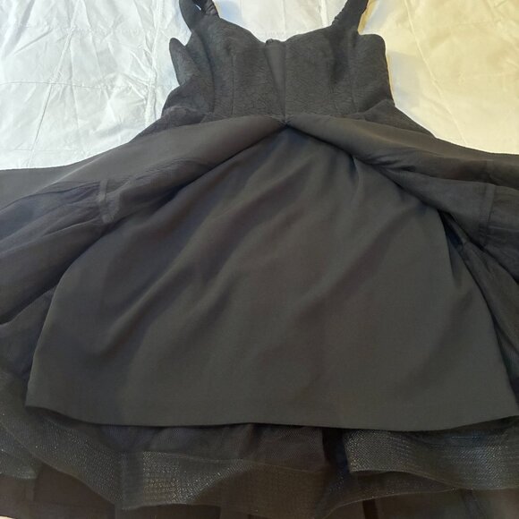 Black brocade lace dress with full skirt size 8 - Picture 12 of 14